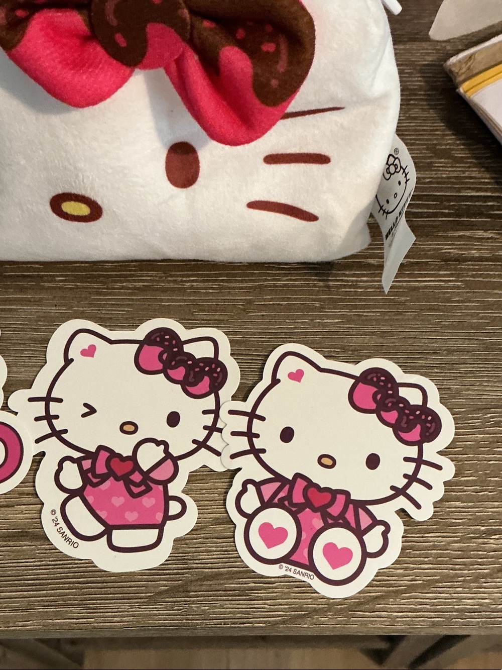 Hello Kitty Sanrio Pink & Brown Heart Box Pencil Pouch Stickers Figures NEW - Picture 8 of 8